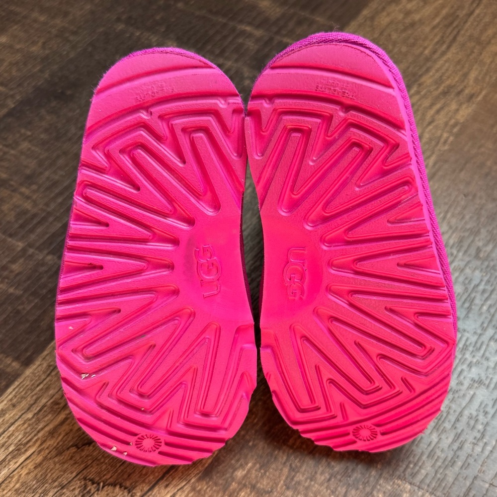 UGG Hot Pink Neumel Boots 8 - Picture 7 of 8